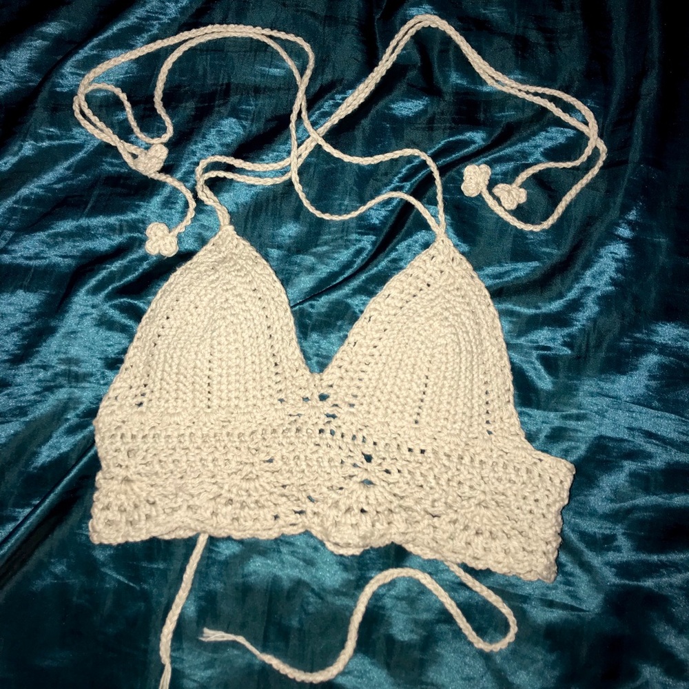Beige Halter Triangle Crotchet Crop Top XS